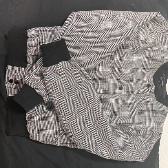 Bomber jacket - Picture 2 of 4